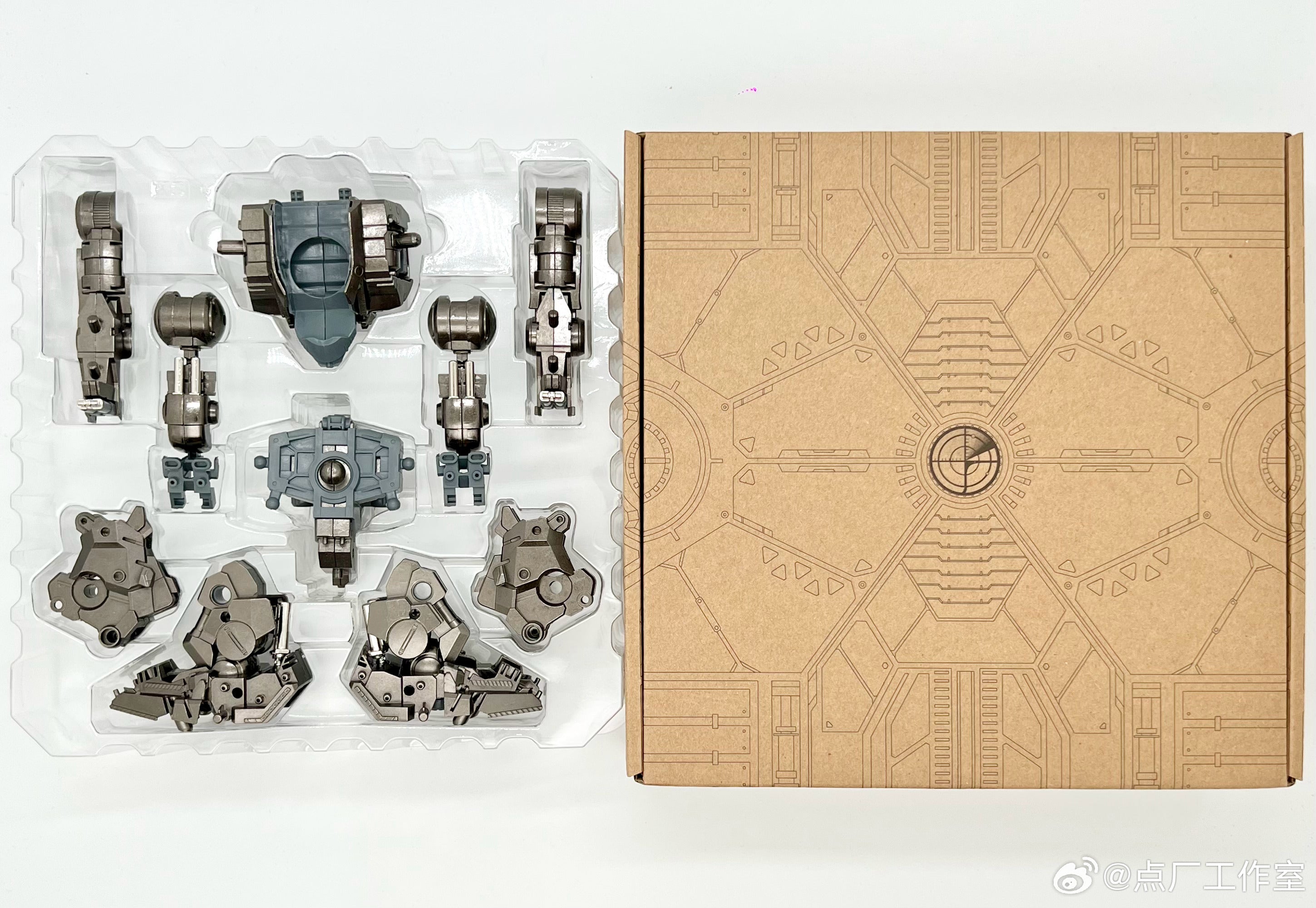 Dot Workshop Alloy Upgrade Kit for MG Sazabi (Ver.Ka) (Pre-assembled)