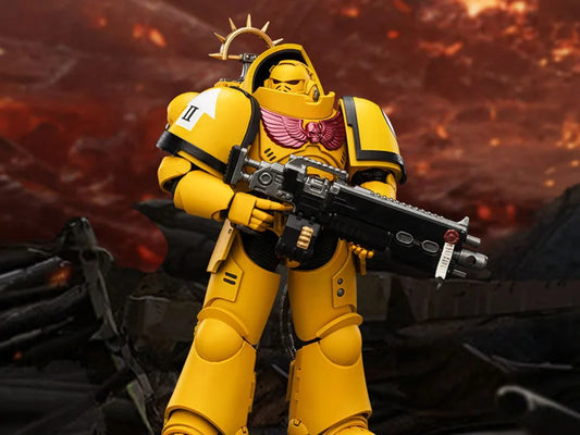 Warhammer 40,000 Space Marine 2 Imperial Fists Heavy Intercessor with Heavy Bolt Rifle and Bolt Pistol (Game Edition) 1/18 Scale Action Figure