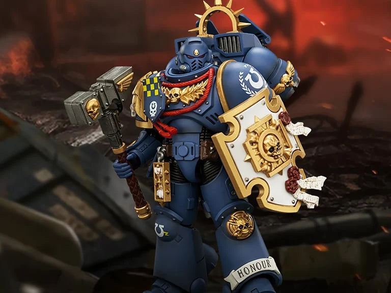 ウォーハンマー　warhammer40k ULTRAMARINES Warhammer 40K Ultramarines Captain with Jump Pack and Relic Shield