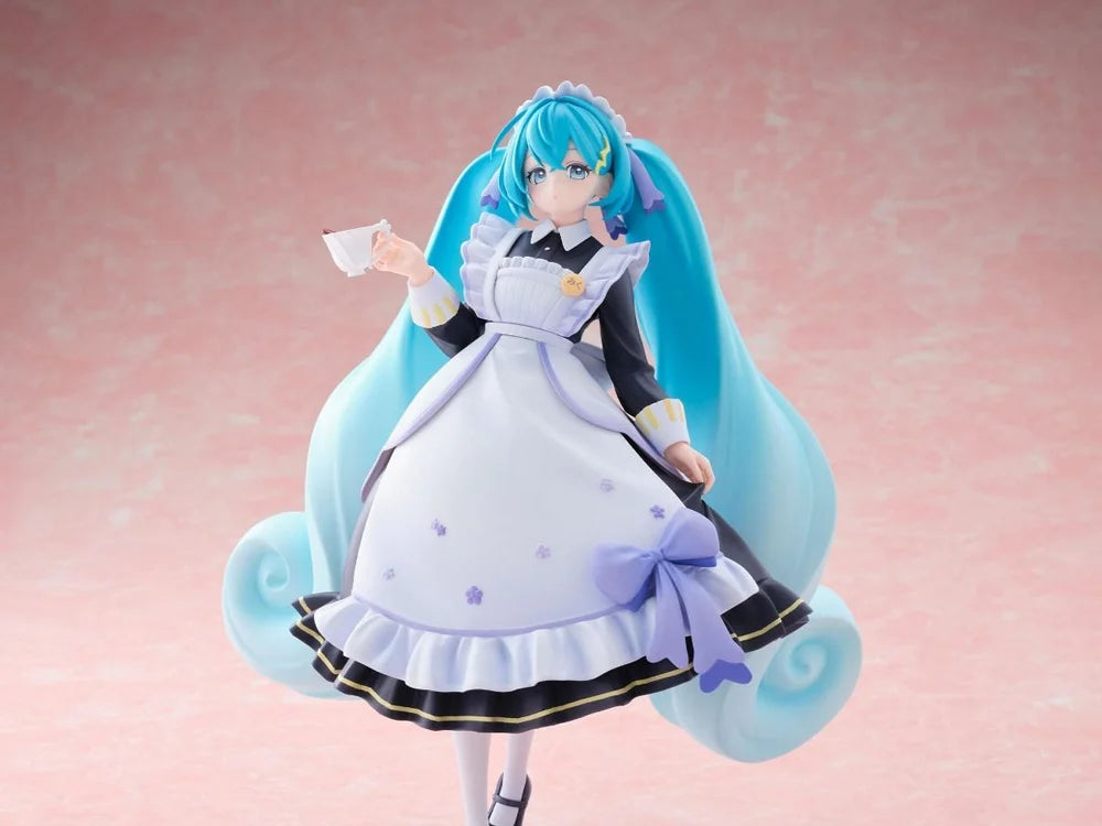 Vocaloid Luminasta Hatsune Miku (Classical Maid) Figure