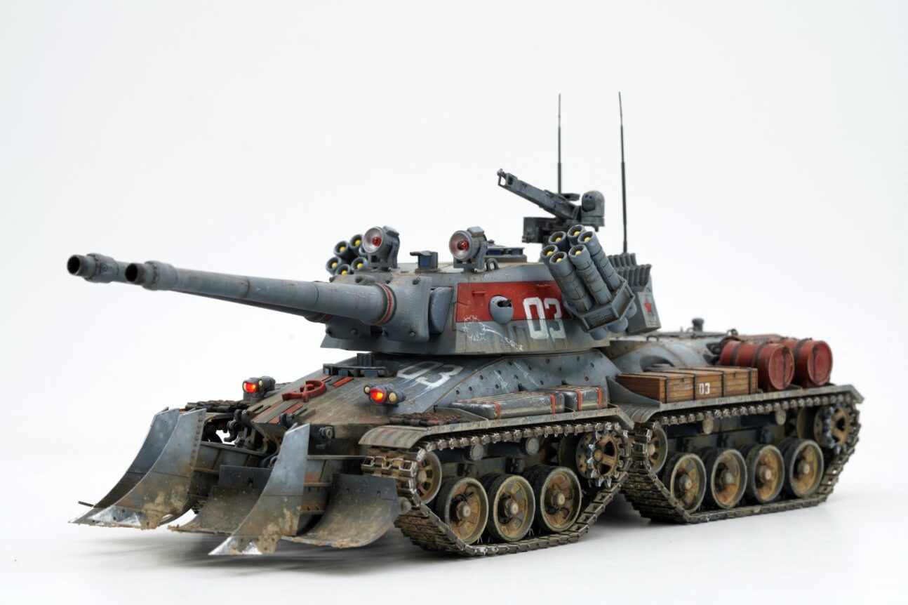 Command & Conquer Red Alert Russian Supreme Tank Apocalypse (Ver 2.0) 1/35 Scale Model Kit