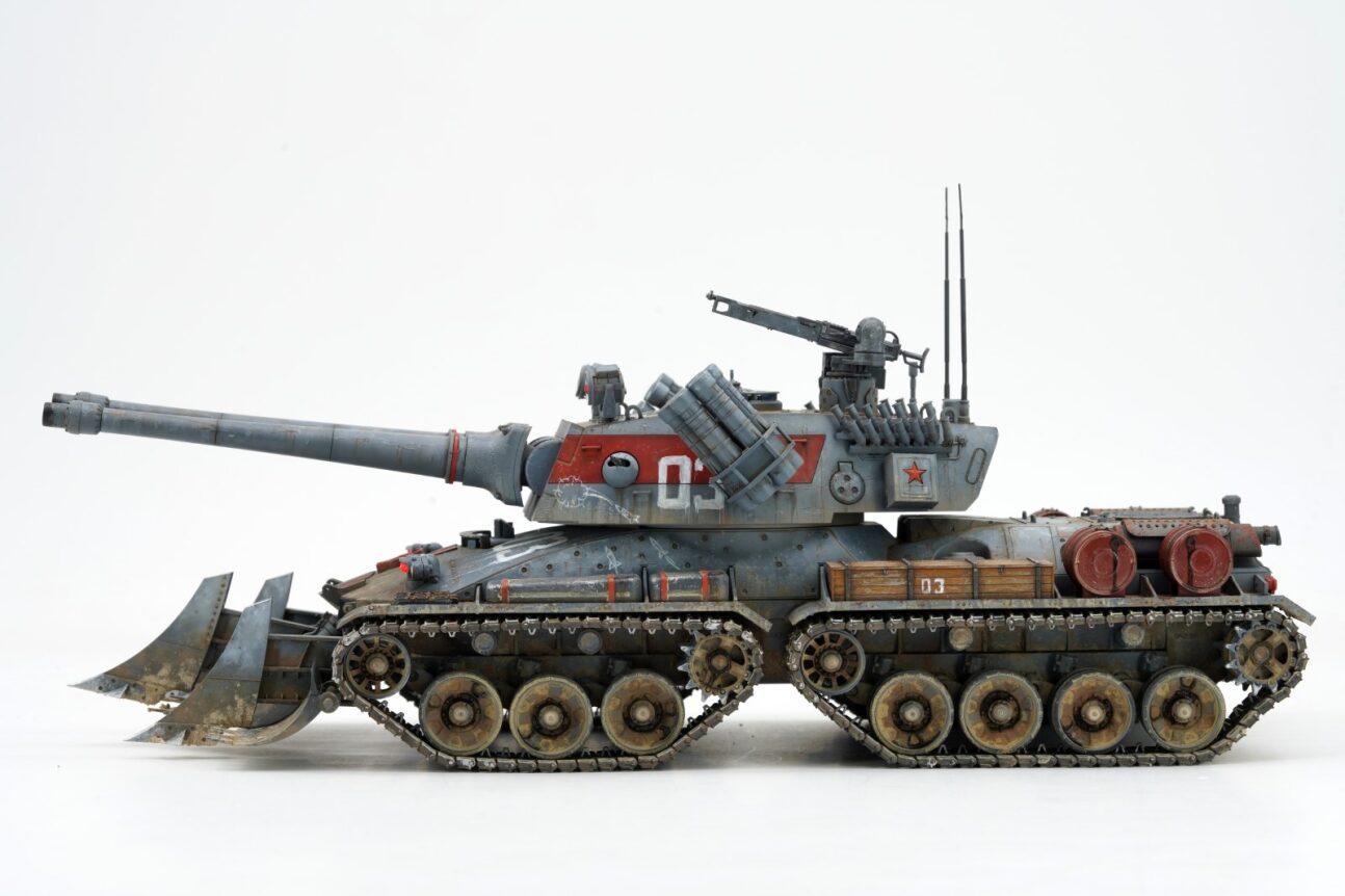 Command & Conquer Red Alert Russian Supreme Tank Apocalypse (Ver 2.0) 1/35 Scale Model Kit