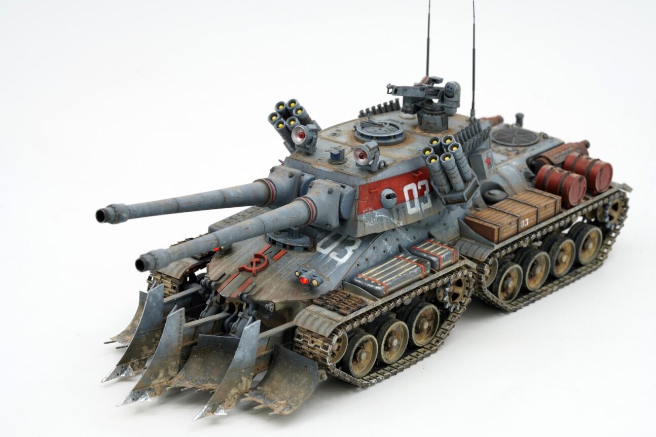 Command & Conquer Red Alert Russian Supreme Tank Apocalypse (Ver 2.0) 1/35 Scale Model Kit