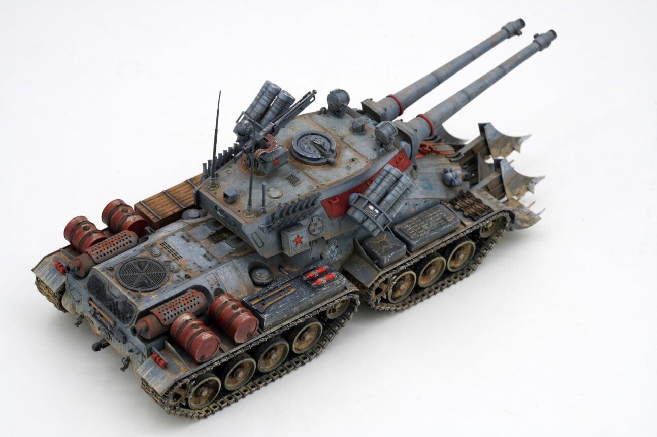 Command & Conquer Red Alert Russian Supreme Tank Apocalypse (Ver 2.0) 1/35 Scale Model Kit