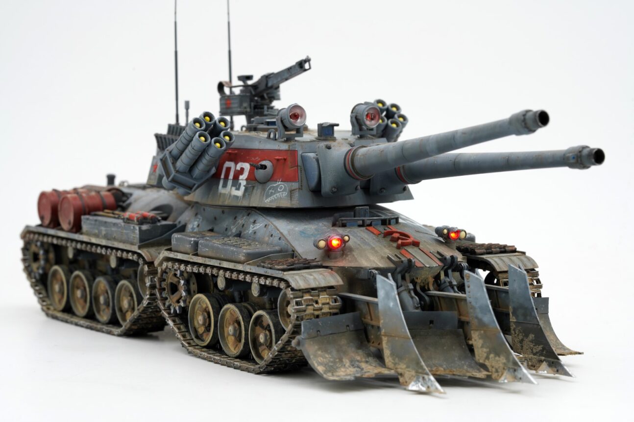 Command & Conquer Red Alert Russian Supreme Tank Apocalypse (Ver 2.0) 1/35 Scale Model Kit