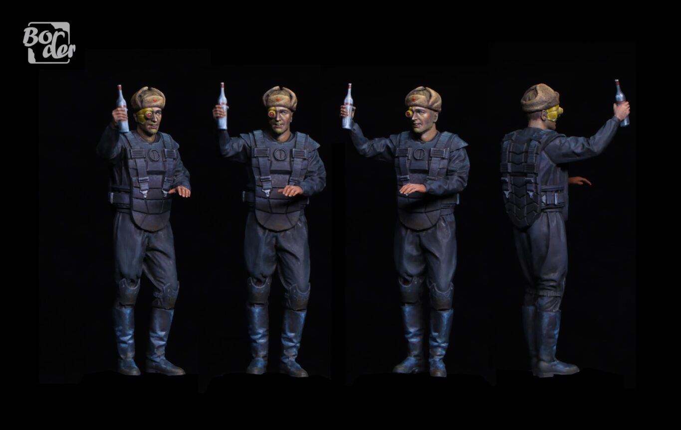 Command & Conquer Red Alert Russian Supreme Tank Apocalypse (Ver 2.0) 1/35 Scale Model Kit