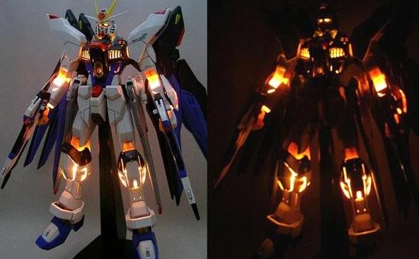 HG 1/60 Strike Freedom Gundam (Lightning Edition)