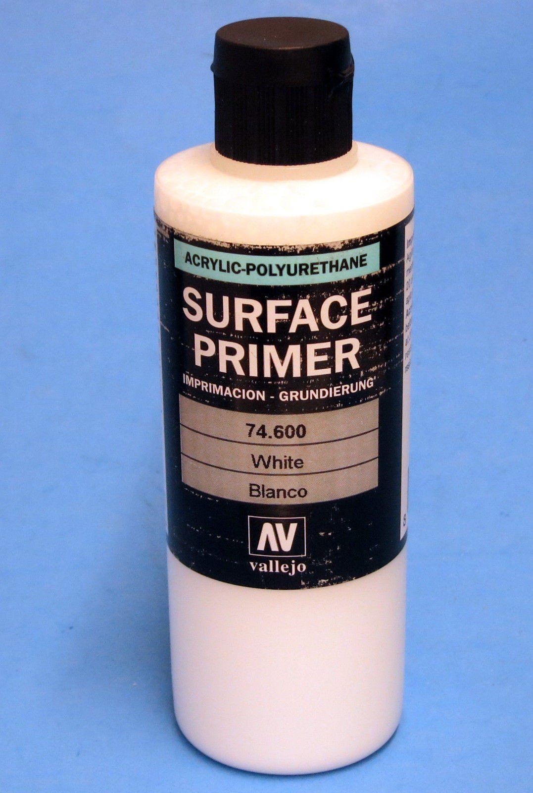 Vallejo SURFACE PRIMER 74.600 WHITE 200ml / 6.76oz Acrylic SUPER SIZE BOTTLE