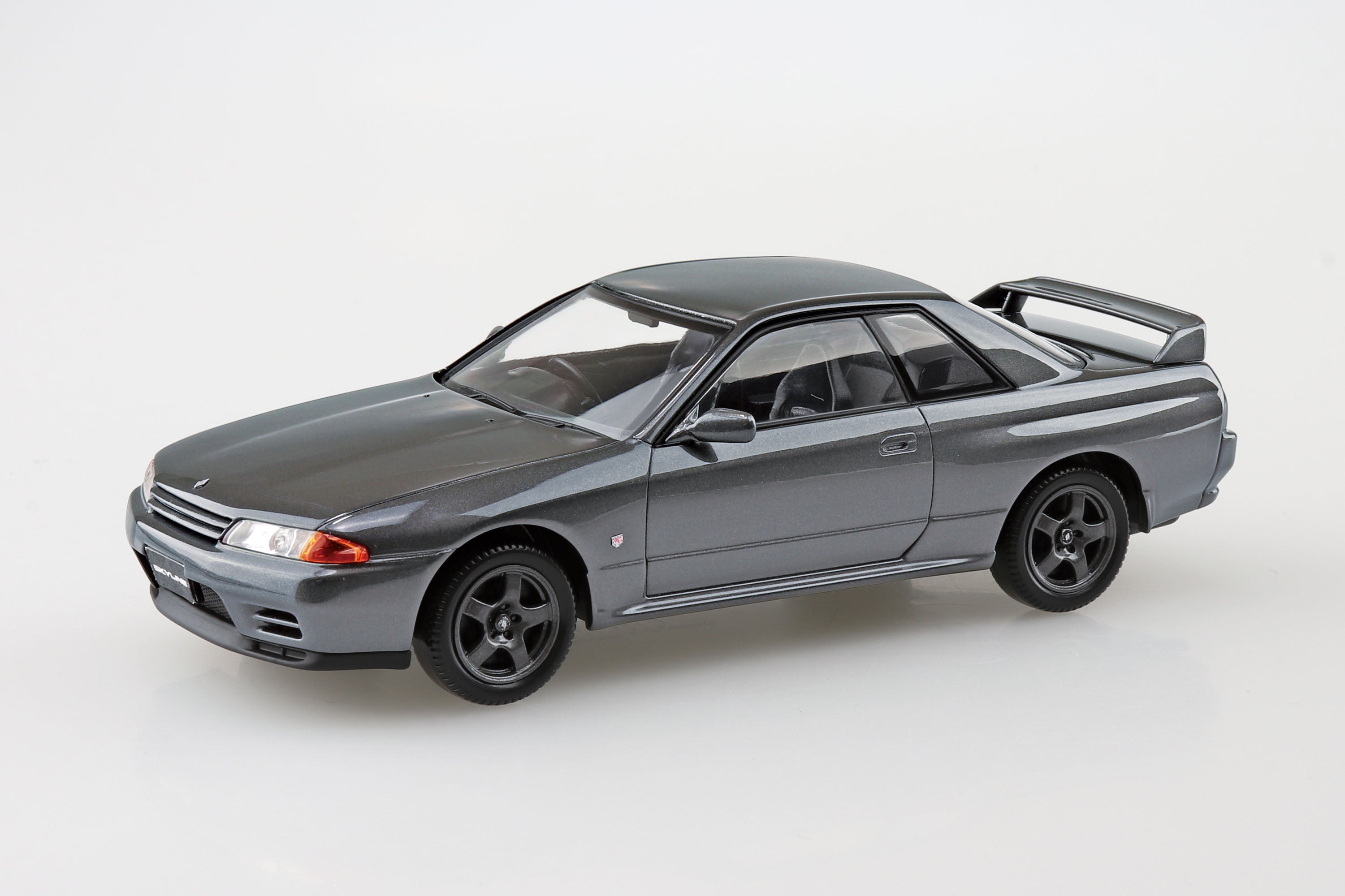 Aoshima 1/32 Snap Kit #14-GG Nissan R32 Skyline GT-R(Gunmetallic Gray)