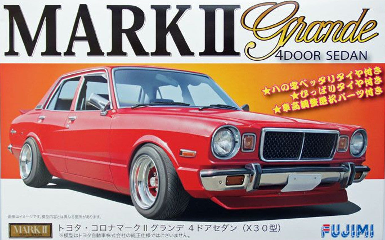 Fujimi 1/24 Toyota Corona Mark II Grand 4 Door Sedan