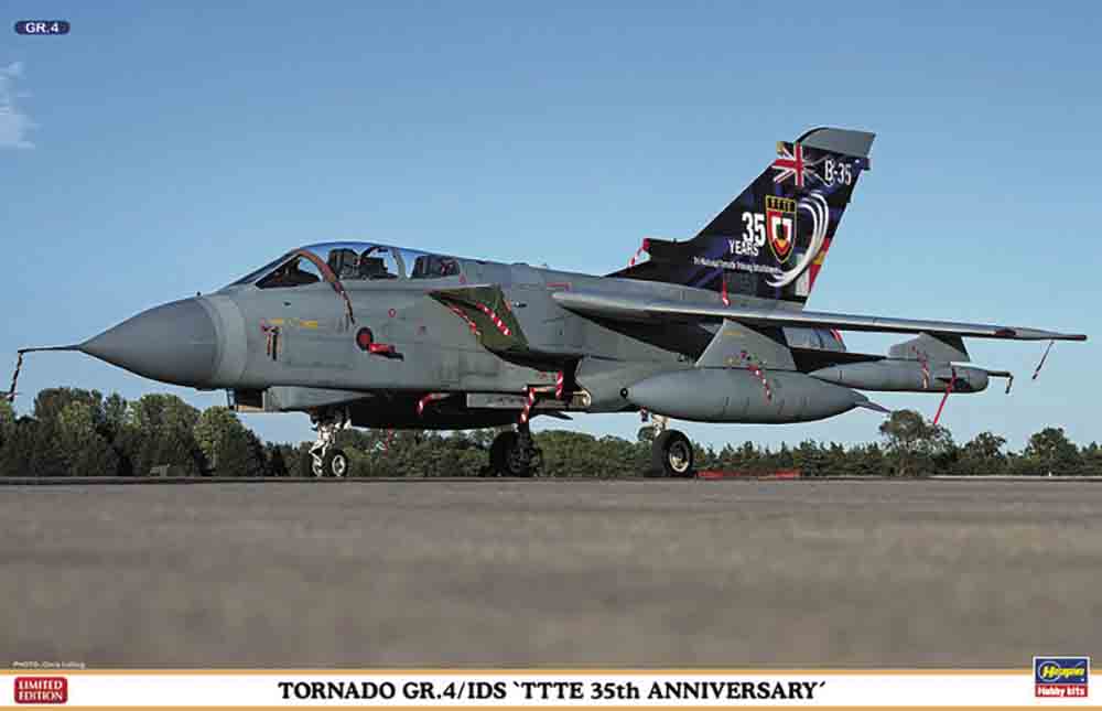 Hasegawa 1/72 Tornado GR.4/IDS "TTTE 35th Anniversary" (Two Kits)