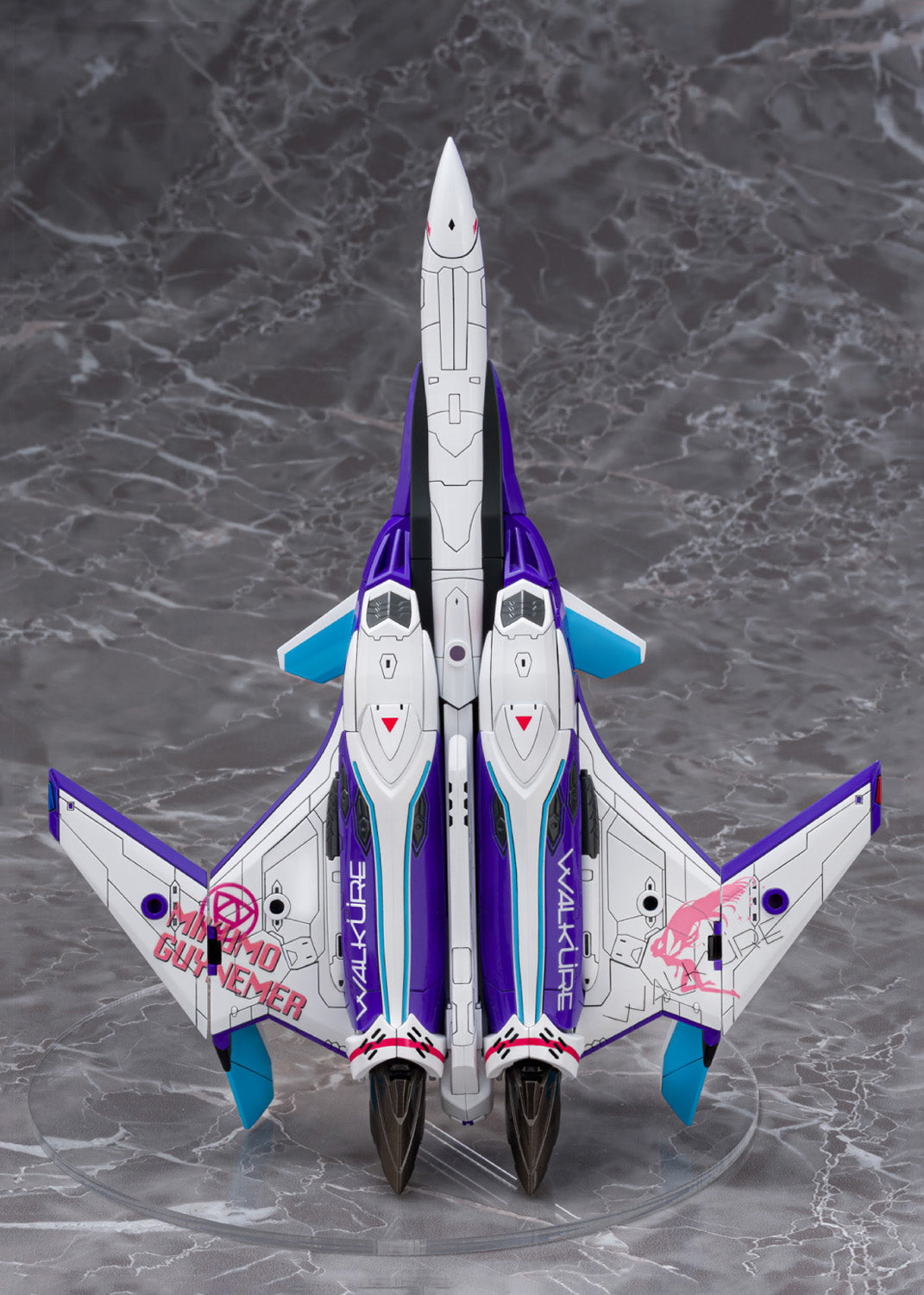 Macross Delta V.F.G. VF-31J Siegfried Mikumo Guynemer Model Kit