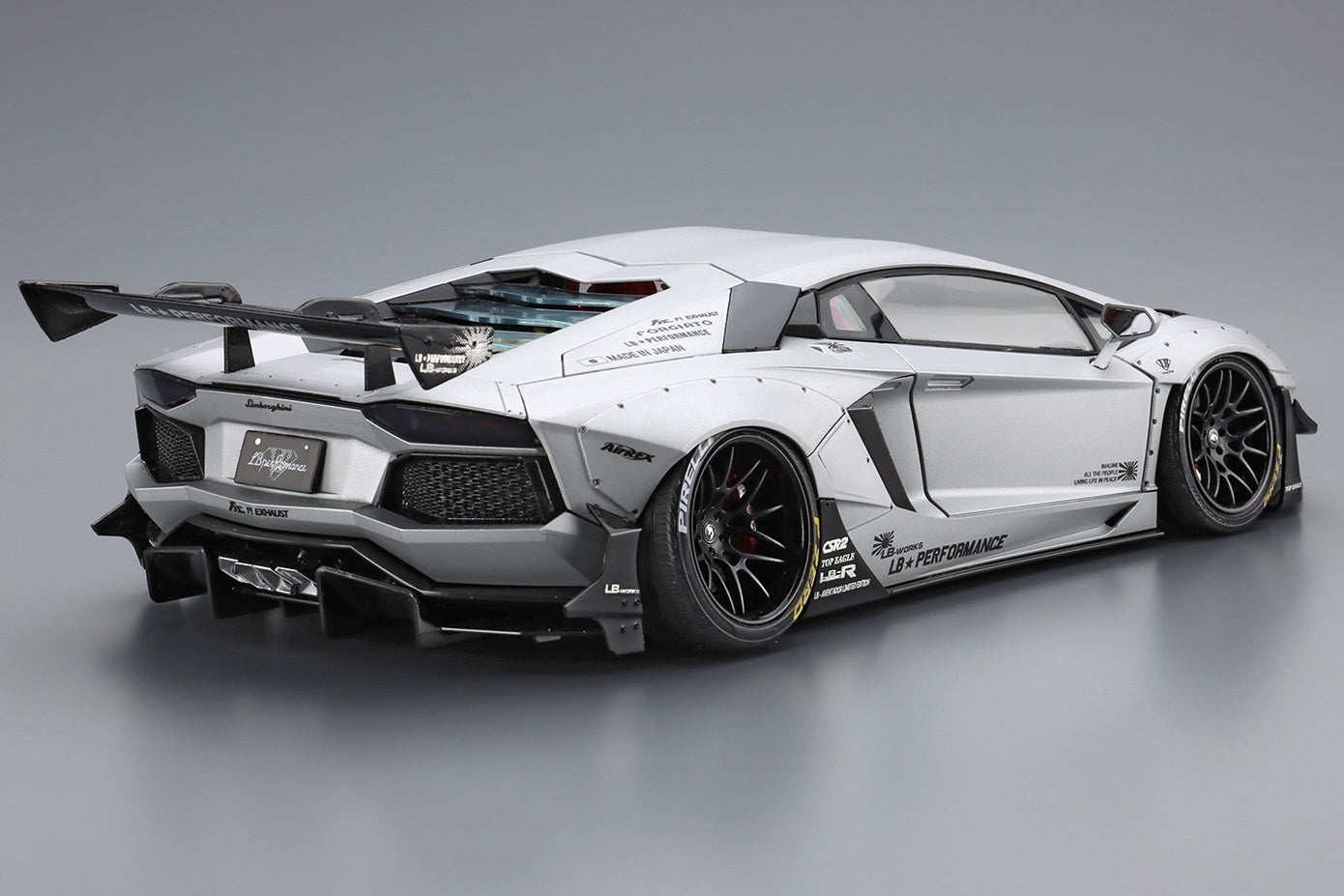 Aoshima 1/24 LB-Works Lamborghini Aventador Limited Edition Ver.1