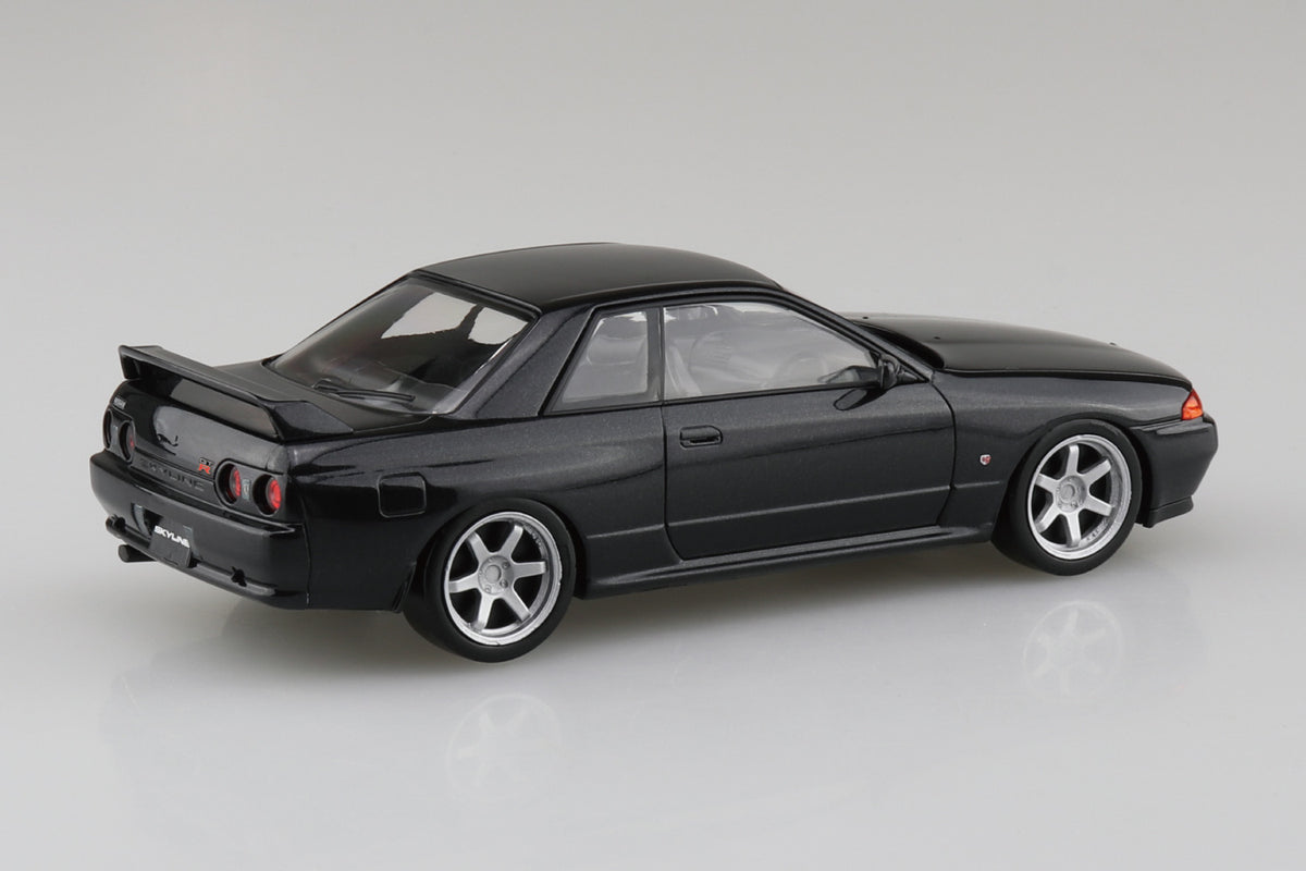 Aoshima 1/32 SNAP KIT #14CU-BP Nissan R32 Skyline GT-R Custom Wheel (Black Pearl Metallic)