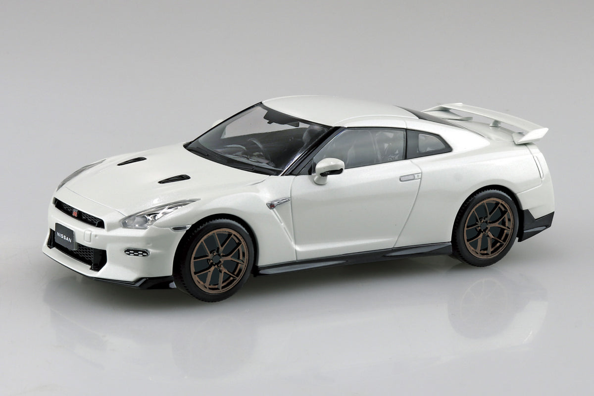 Aoshima 1/32 SNAP KIT #03CU-BW Nissan R35 GT-R 2024 Custom Wheel (Brilliant White Pearl)