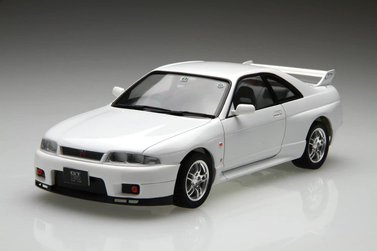 Fujimi 1/24 Nissan R33 Skyline GT-R '95