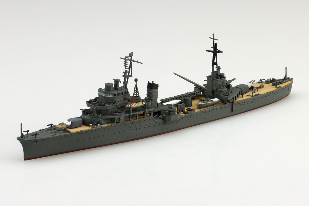 Aoshima 1/700 IJN Light Cruiser KASHIMA
