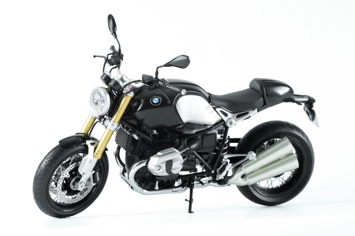 Meng 1/9 BMW R nineT (Pre-colored Edition)