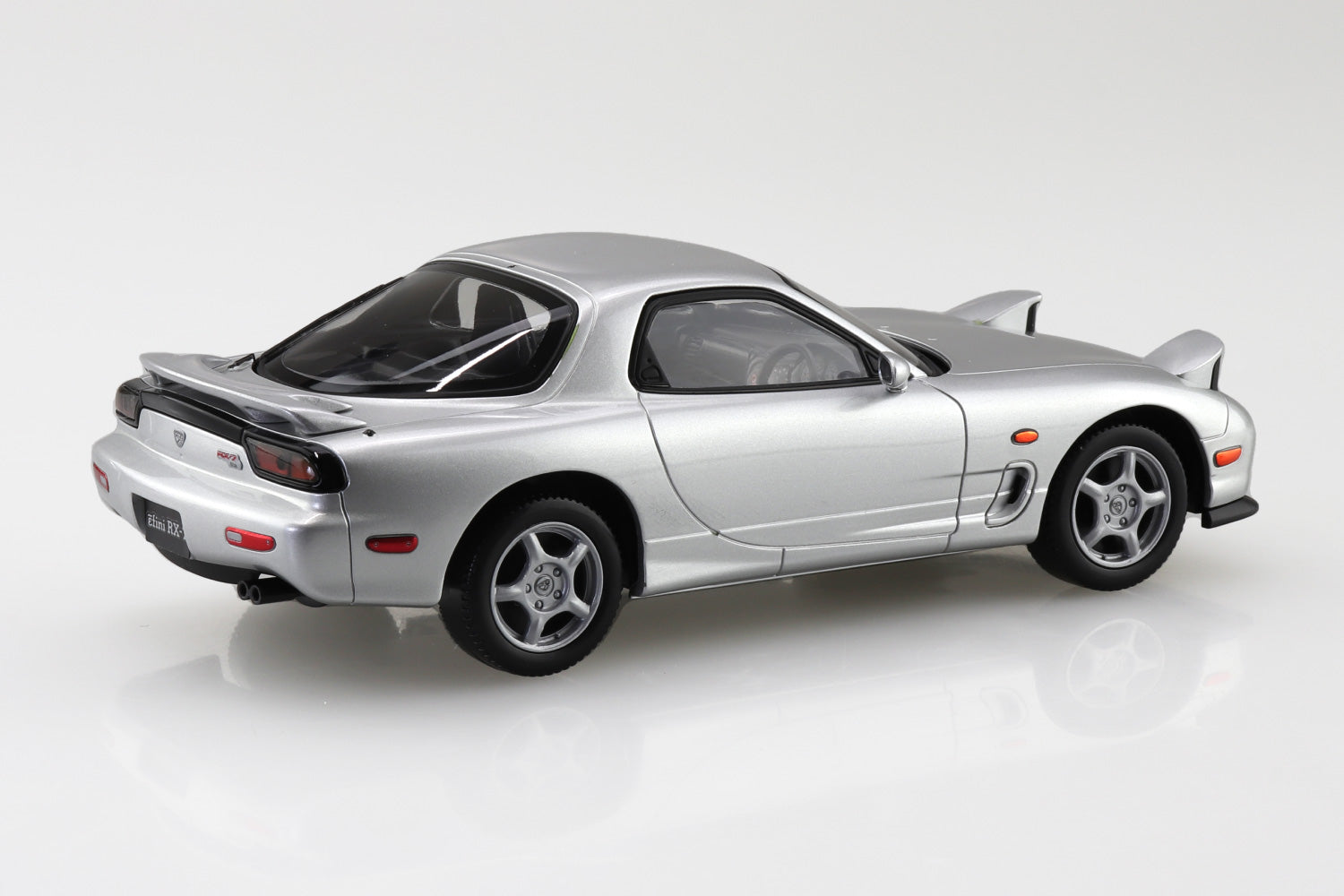 Aoshima 1/32 SNAP KIT #04-SS, Efini FD3S RX-7 (Silver-Stone Metallic)