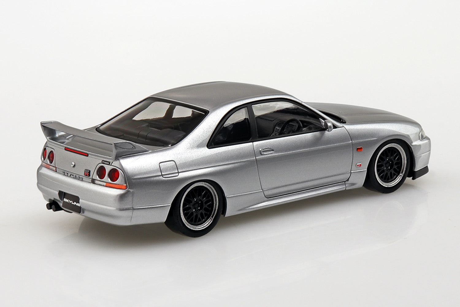 Aoshima 1/32 SNAP KIT #15-SP4 Nissan R33 Skyline GT-R Custom Wheel (Sonic Silver)