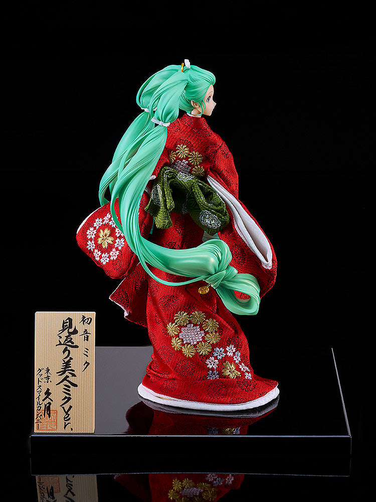 Vocaloid Character Vocal Series 01 Hatsune Miku Kyugetsu Collaboration Hatsune Miku (Beauty Looking Back Miku Ver.) 1/7 Scale Doll Figure