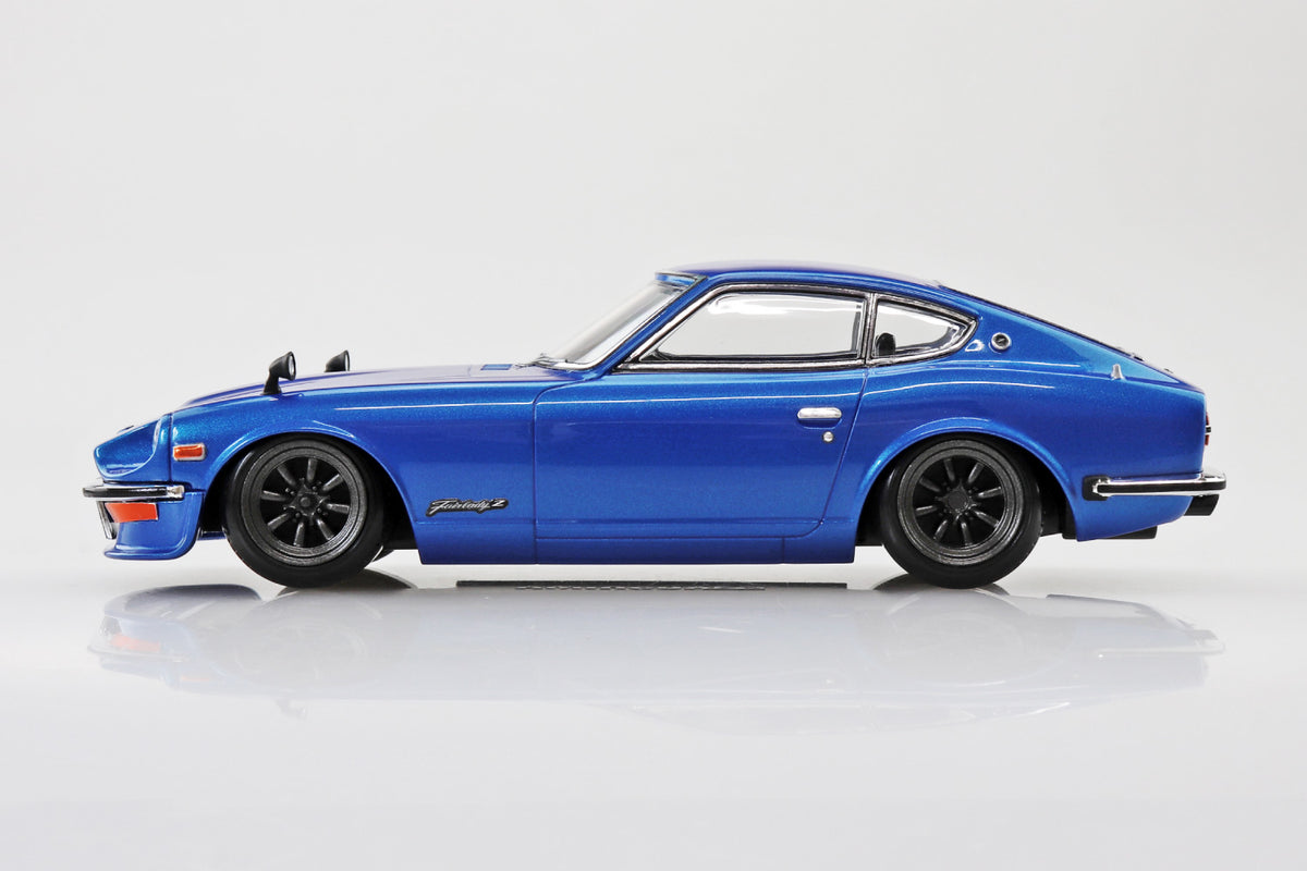 Aoshima 1/32 Snap Kit #15CU-BE Nissan S30 Fairlady Z custom(Blue metallic)