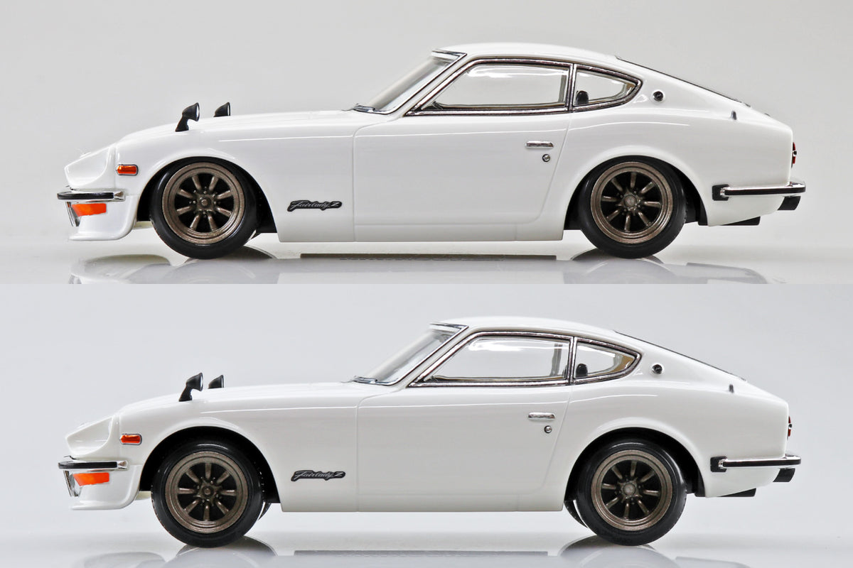 Aoshima 1/32 Snap Kit #15CU-WH Nissan S30 Fairlady Z Custom(White)