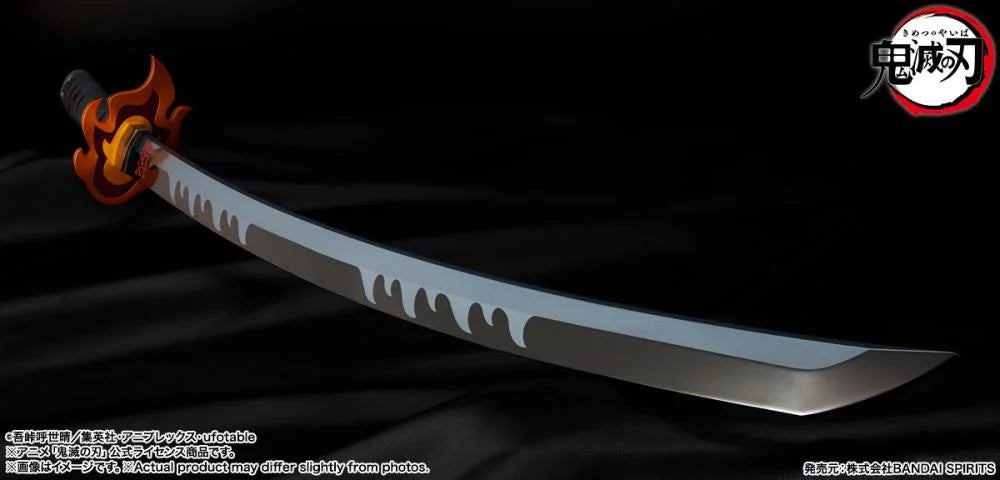 Demon Slayer Kimetsu no Yaiba Proplica Tanjiro Kamado (Kyojuro Rengoku's Sword Guard Ver.) Nichirin Sword