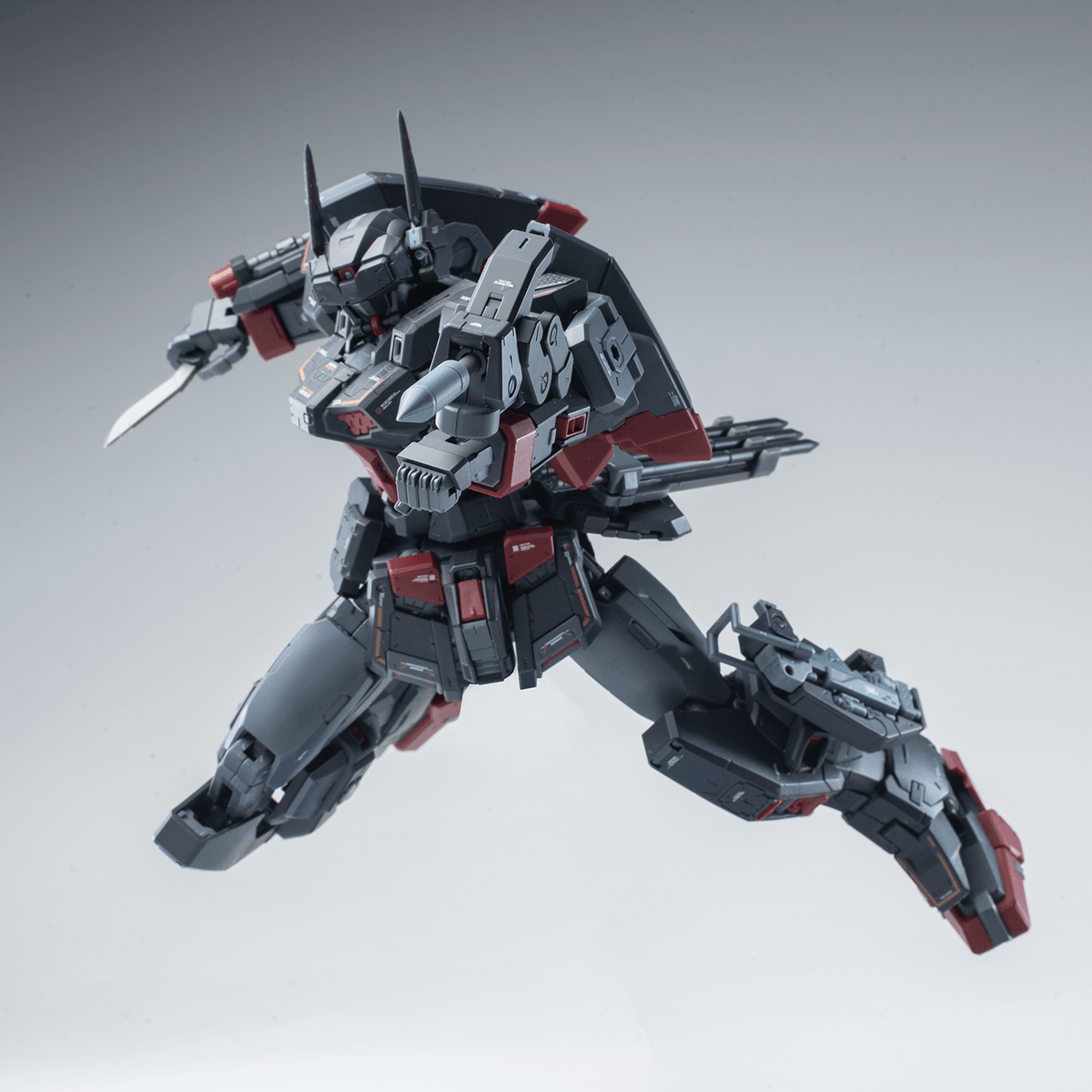 RB08-XR Famine the Third Horsemen of the Apocalypse 1/100 Scale Model Kit