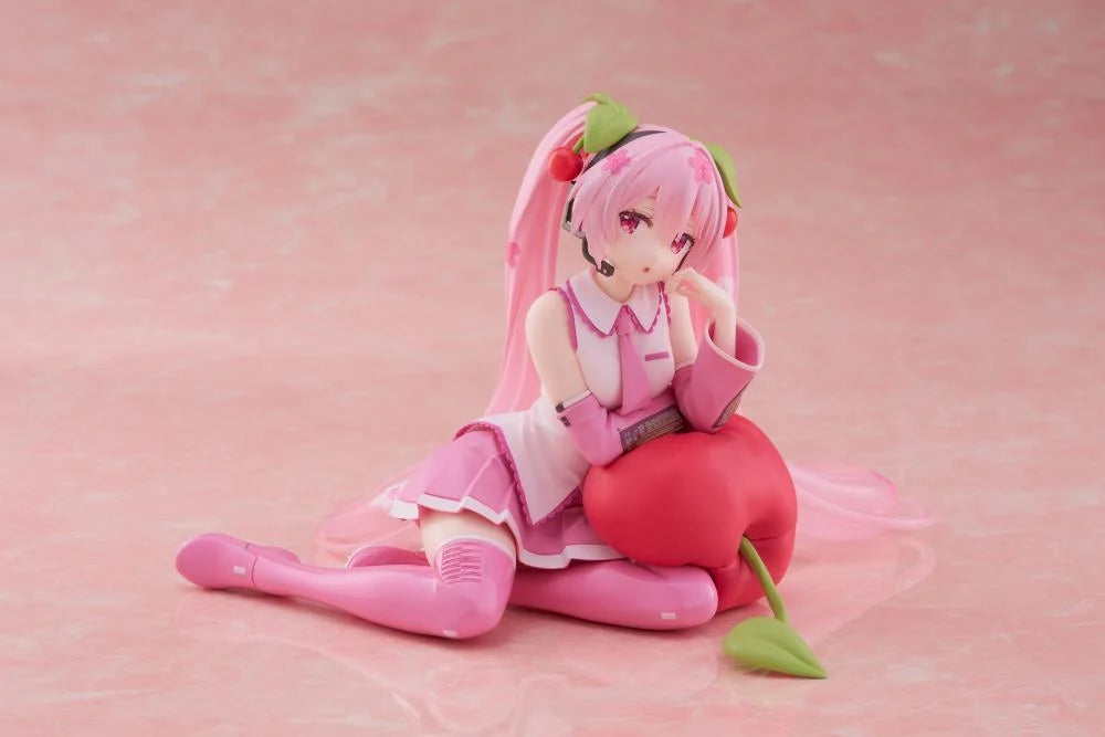 Vocaloid Desktop Cute Sakura Miku (Cherry Cushion Ver.) Figure