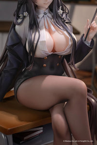 Azur Lane Azuma (Career Counseling for the Groom Ver. Deluxe Edition) 1/6 Scale Figure