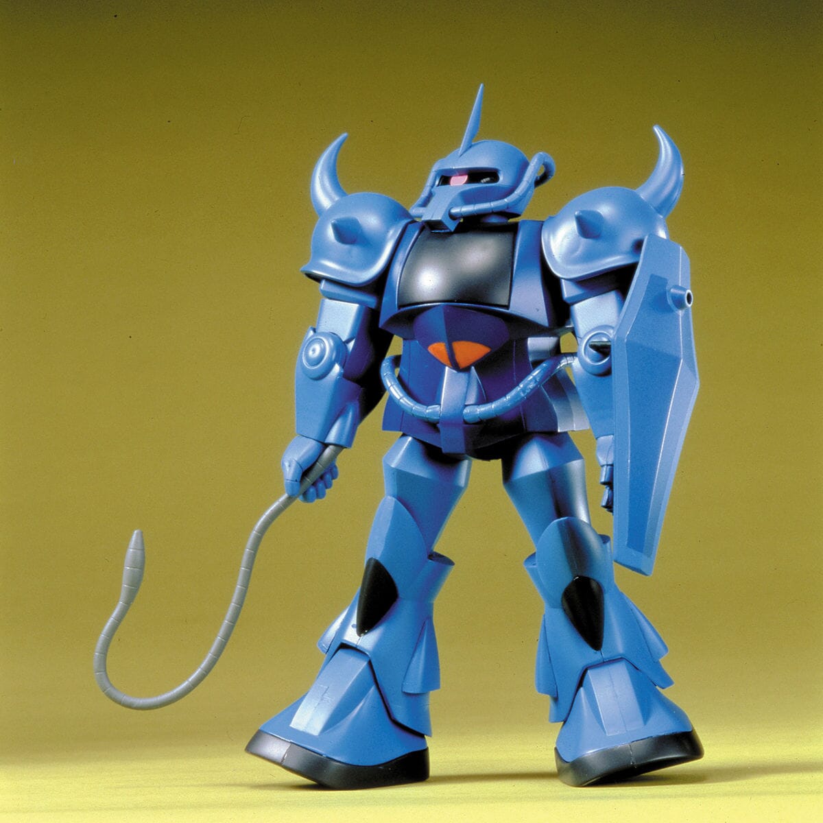 First Gundam 1/100 MS-07 Gouf