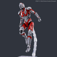 Ultraman Figure-rise Standard Ultraman (B Type) Action Ver. Model Kit