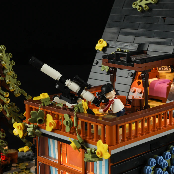 Funwhole F9013 A-Frame Cabin