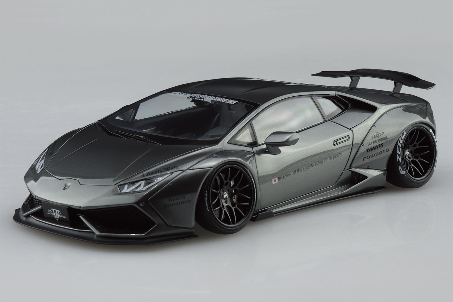 Aoshima 1/24 Liberty Walk LB-Works Lamborghini Huracan Ver.2