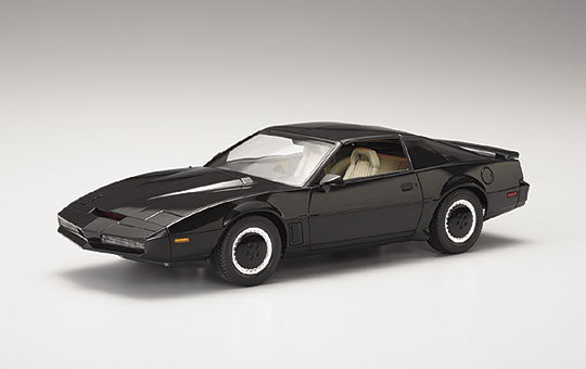 Knight Rider K.I.T.T. (Season 1) 1/24 Scale Model Kit