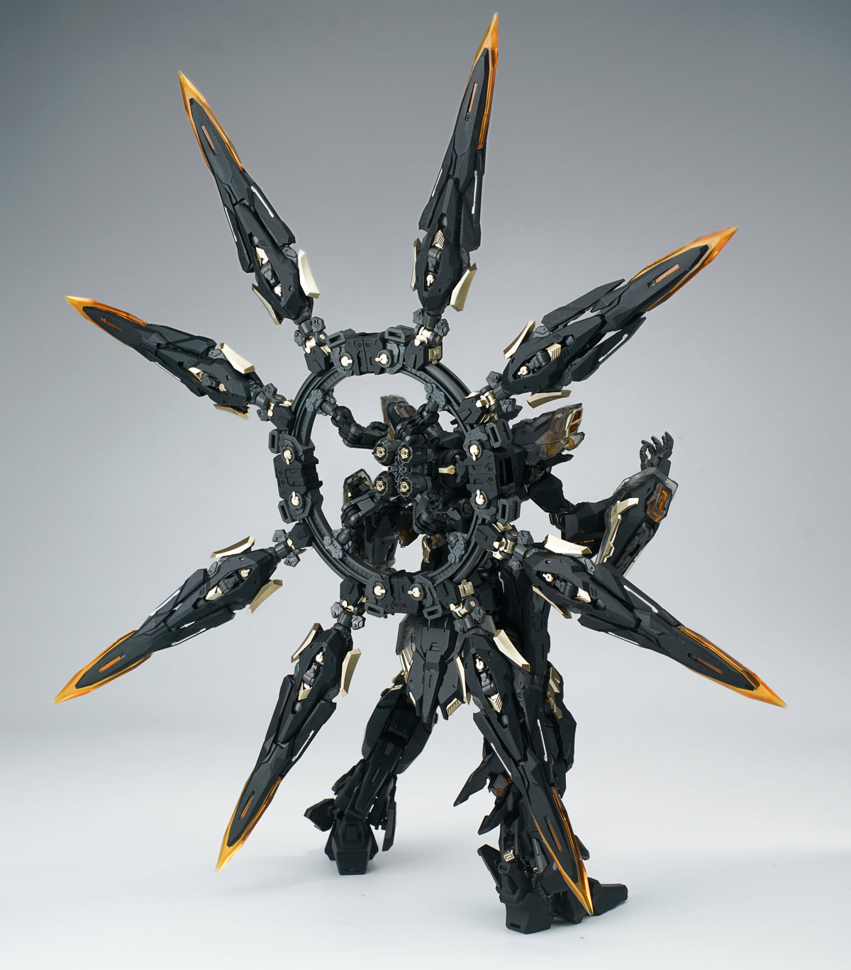 Vientiane Fusion Apocalypse (Black) 1/100 Scale Model Kit
