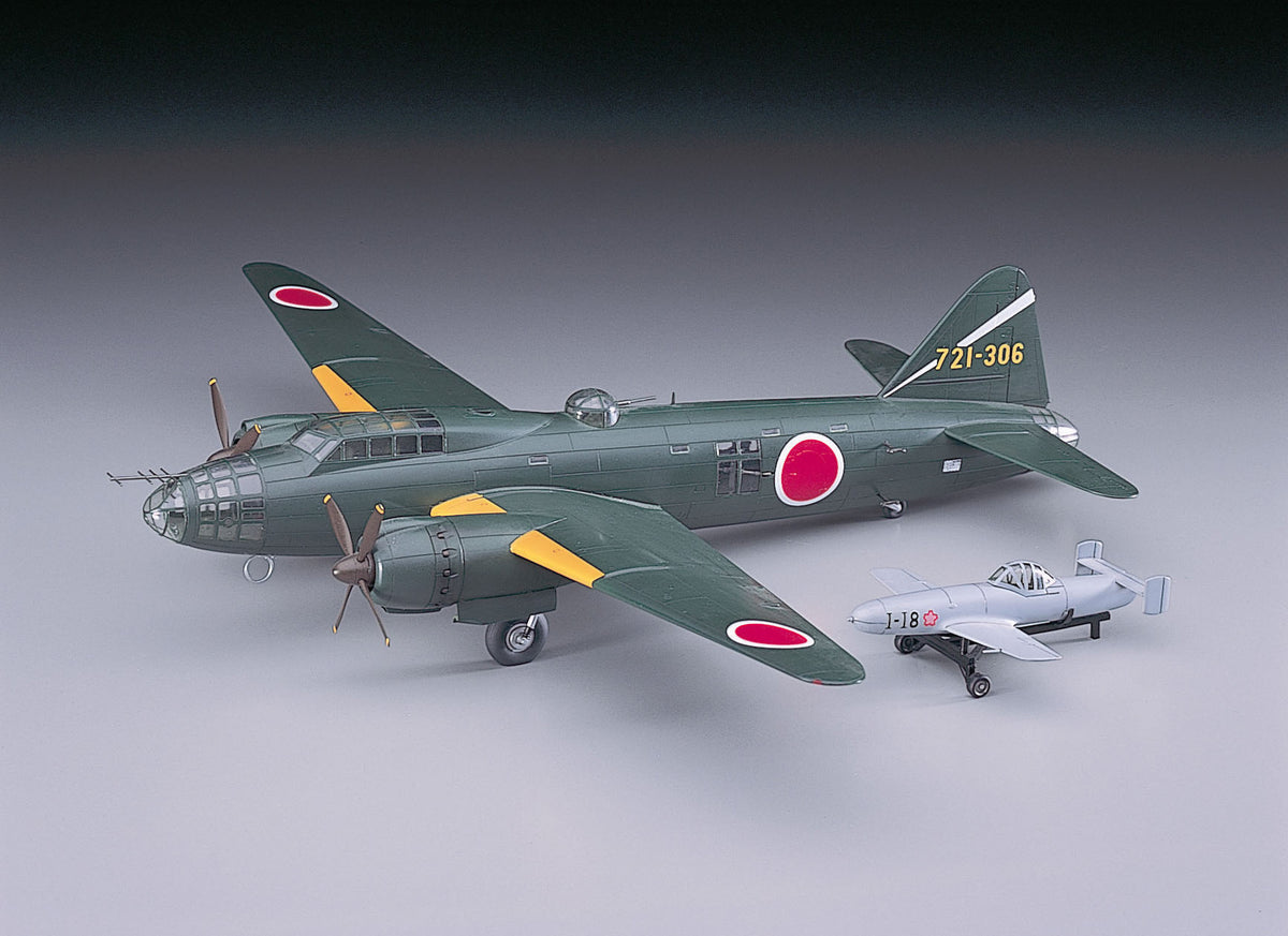 Hasegawa 1/72 Mitsubishi G4M2E Type 1 Attack Bomber (Betty) Model 24 Tei w/ MXY7 Ohka Model 11