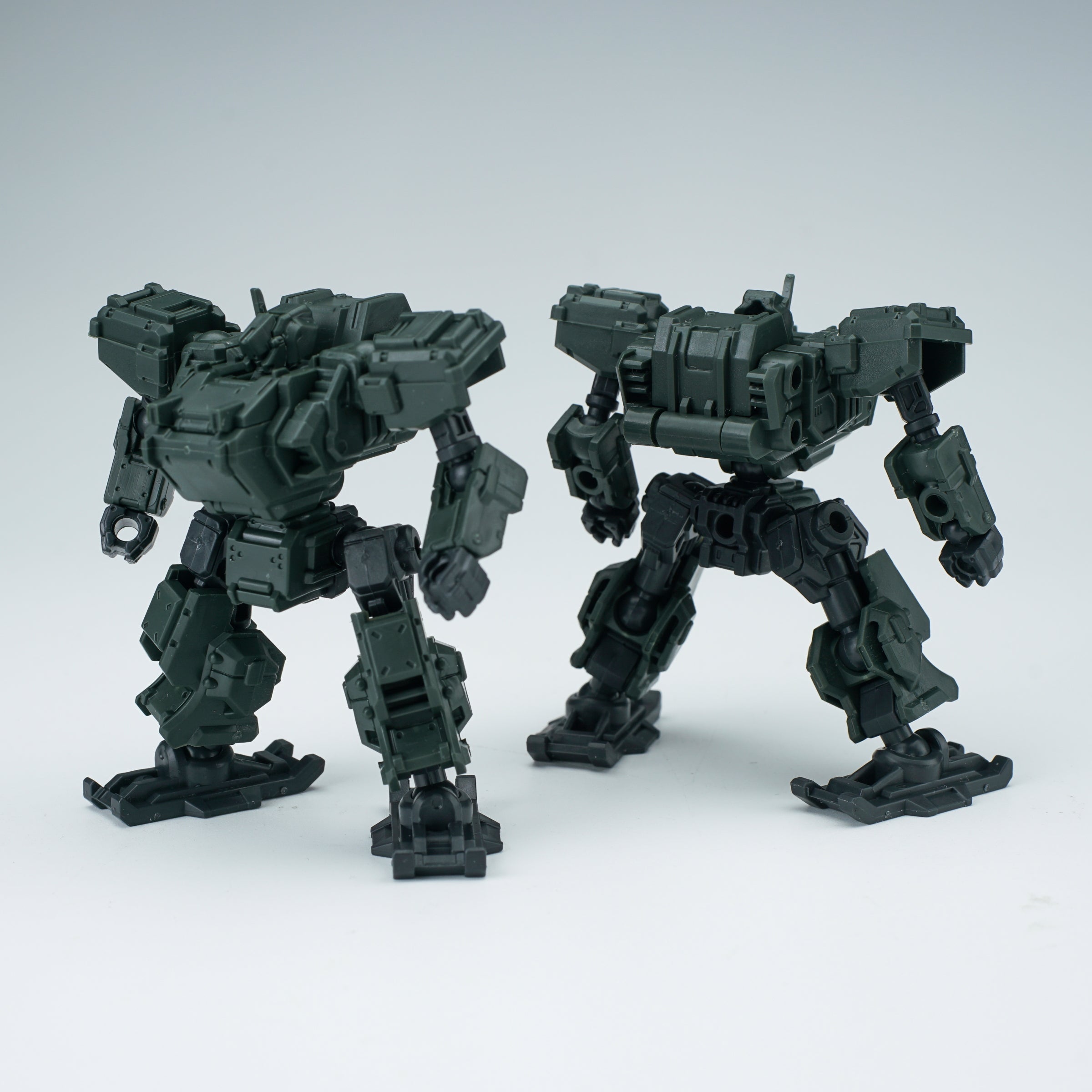 3 Minutes Planning Series Strong Shield Plastic 1/60 Scale Model Kit (Set of 3)