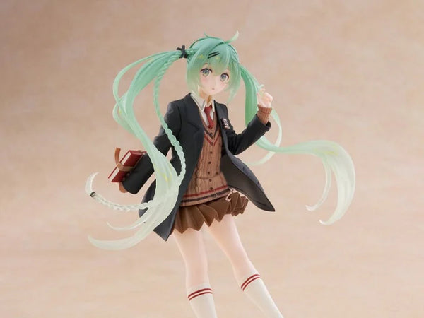 初音ミクFashion Preppy Conceptual Series Vocaloid Hatsune Miku (Fashion Preppy Ver.) Figure – USA