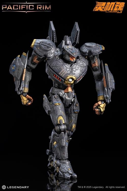 Pacific Rim Striker Eureka Action Figure
