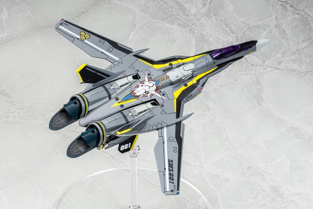 Macross Frontier V.F.G. VF-25S Super Messiah Model Kit