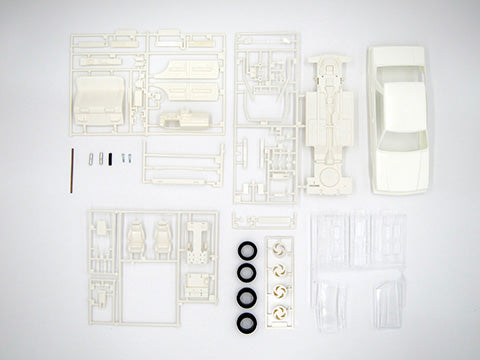 Fujimi 1/24 Nissan Cedric 4 Door Hardtop (Y30) (High Society Car Version)