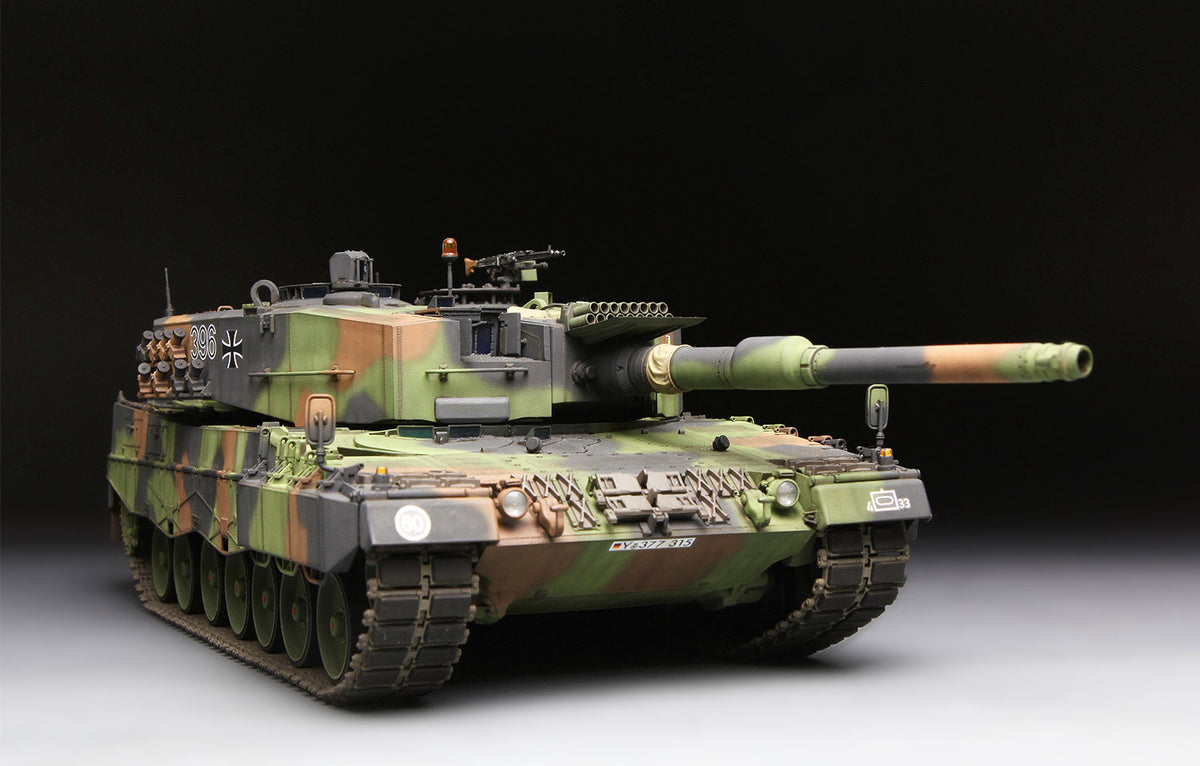 Meng 1/35 German Main Battle Tank Leopard 2 A4