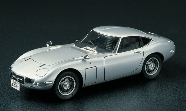 Hasegawa 1/24 Toyota 2000GT Early Type (1967)