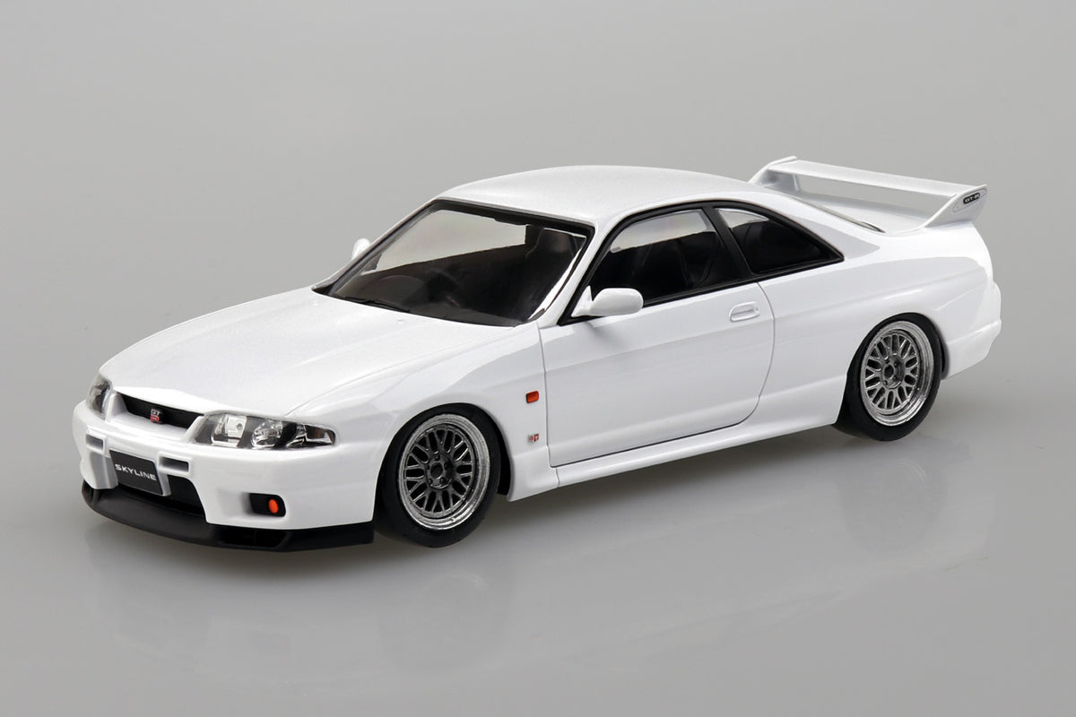Aoshima 1/32 SNAP KIT #21CU-WE Nissan R33 Skyline GT-R Custom Wheel (White)