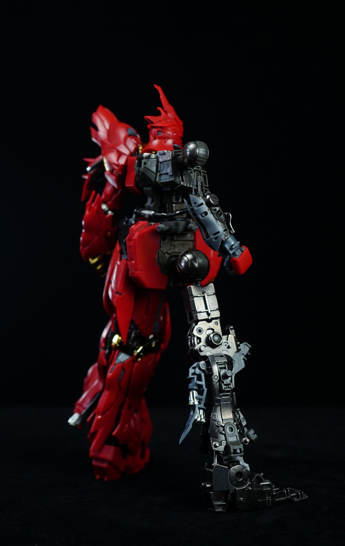 Tiechuang Model 1/100 Alloy Frame Model Kit for MSN-06S Gundam Sinanju