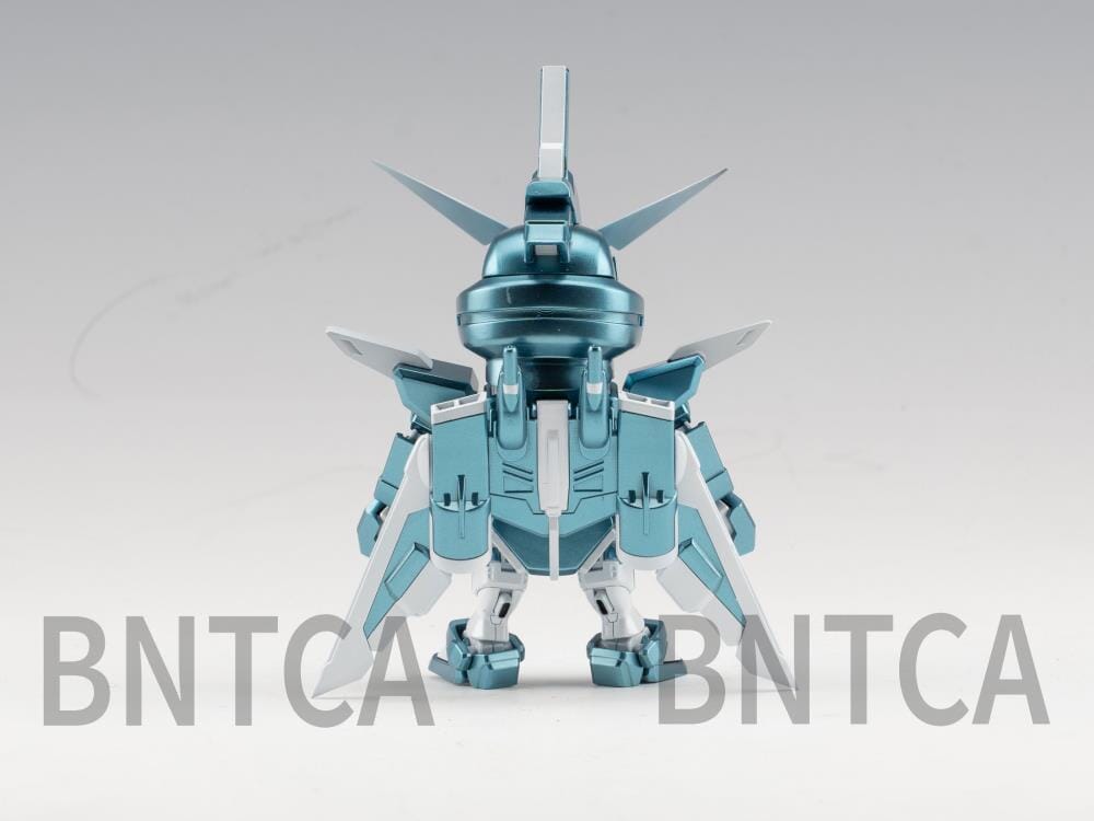 Mobile Suit Gundam SEED Freedom QMSV Mini Strike Freedom Gundam & Infinity Justice Gundam Box of 8 Random Figures