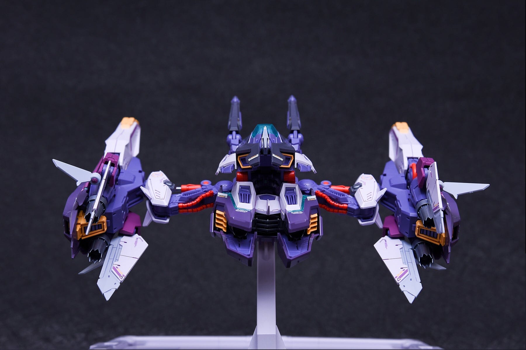 Infinity Nova THB-02A Thunderbolt 1/100 Scale Model Kit