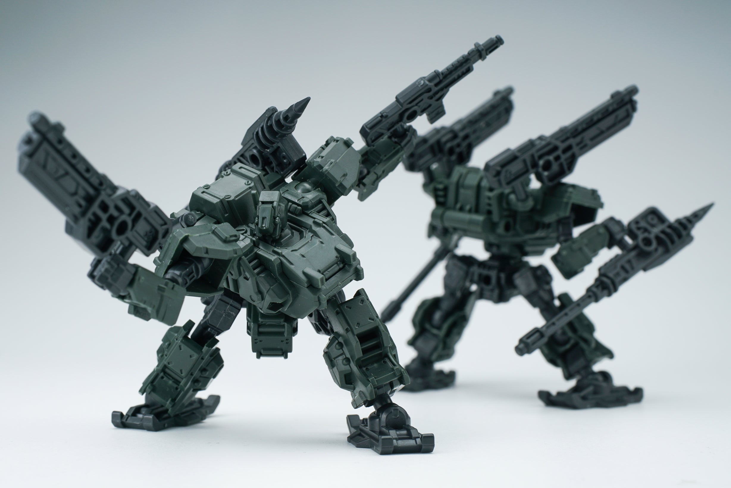 3 Minutes Planning Series Strong Shield Plastic 1/60 Scale Model Kit (Set of 3)